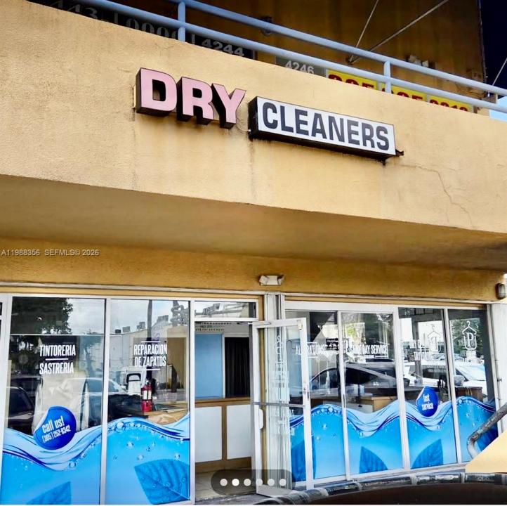 4222 W 16th Ave, Hialeah, Florida 33012, Stati Uniti