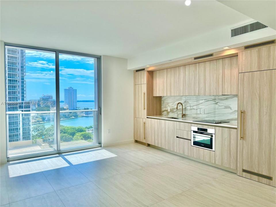 77 SE 5th St 1615, Miami, Floride 33131, États-Unis
