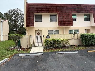 3962 Inverrary Dr A3, Lauderhill, フロリダ 33319, アメリカ合衆国