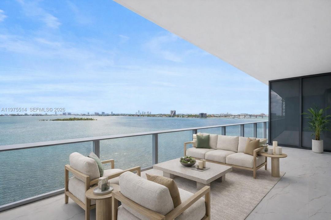 700 NE 24 STREET 805, Miami, Florida 33137, Stati Uniti
