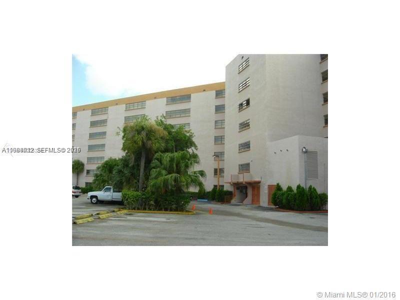 9688 Fontainebleau Blvd 205, Miami, Floride 33172, États-Unis