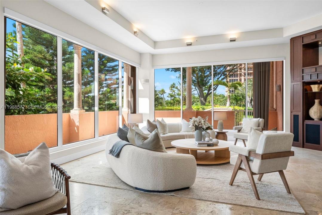 10 Edgewater Dr Lanai South, Coral Gables, Floride 33133, États-Unis