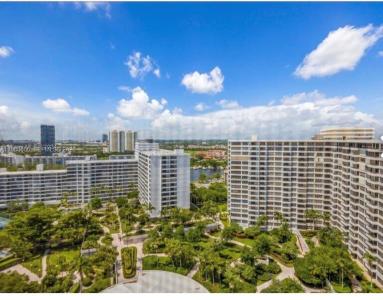 2500 Parkview Dr 2119, Hallandale Beach, Florida 33009, USA