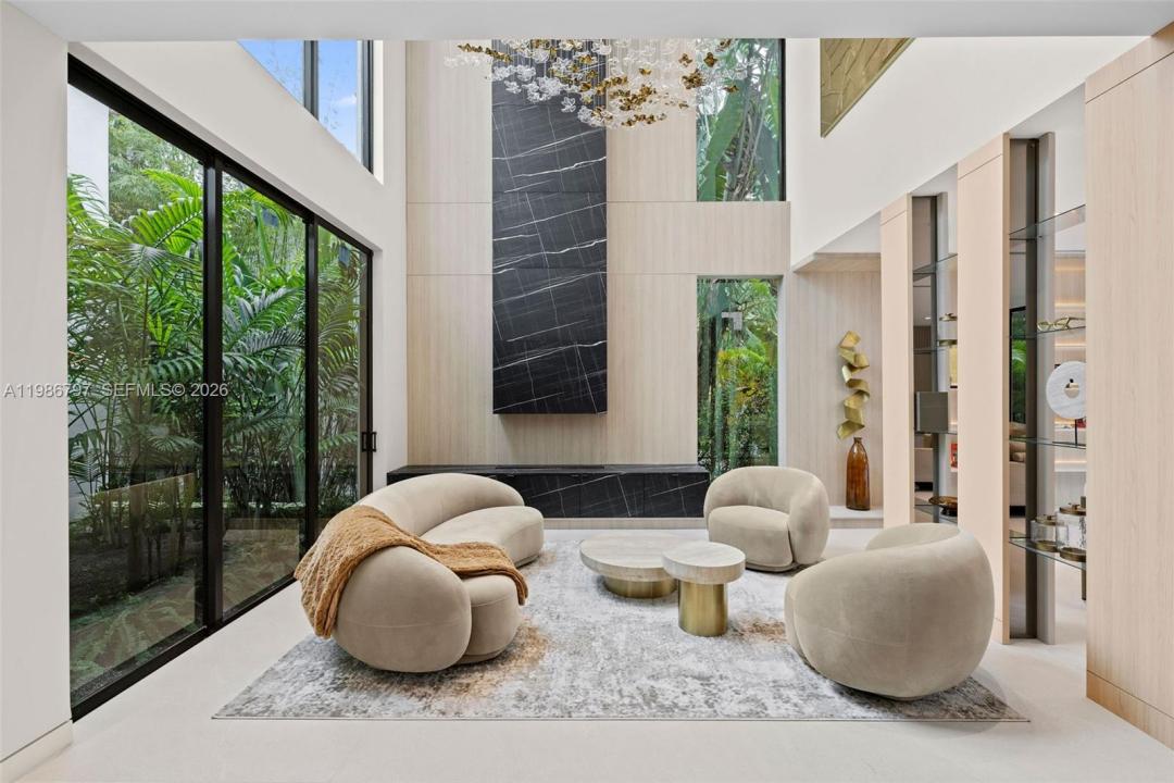 4534 Sheridan Ave, Miami Beach, Floride 33140, États-Unis