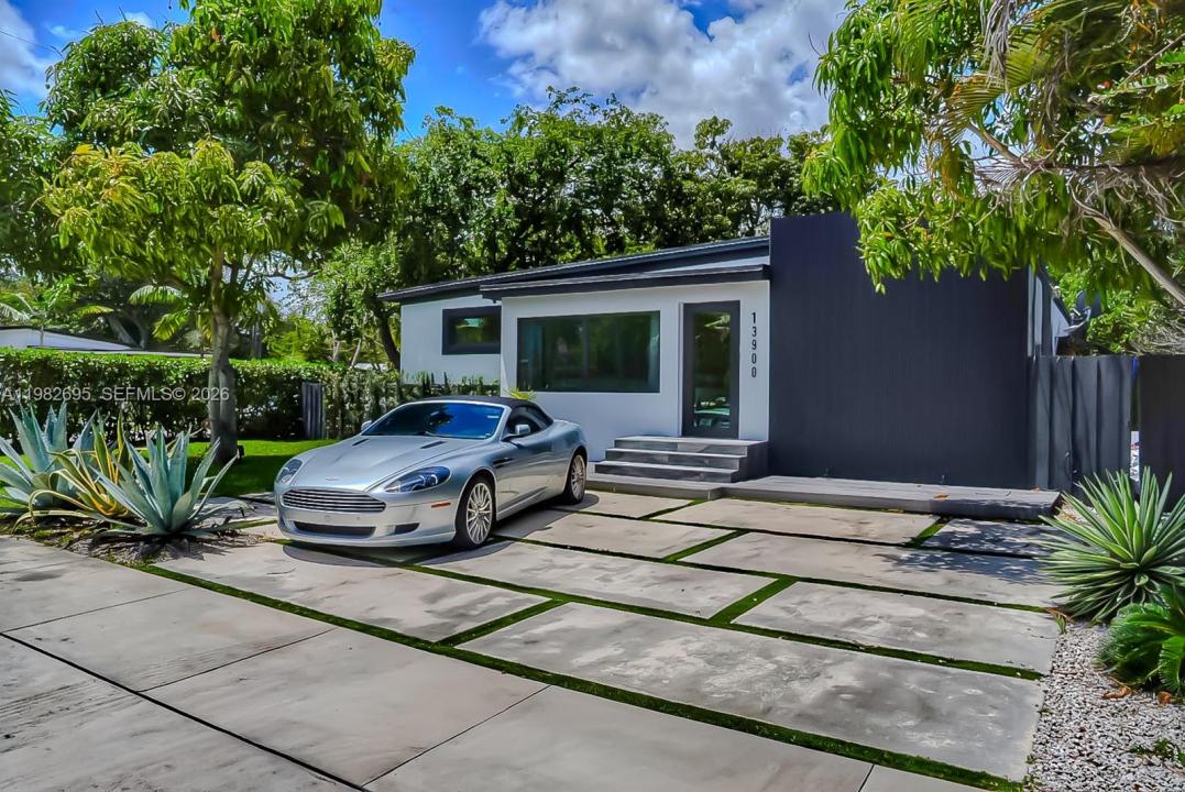 13900 NE 16th Ct, North Miami, Florida 33181, Stati Uniti