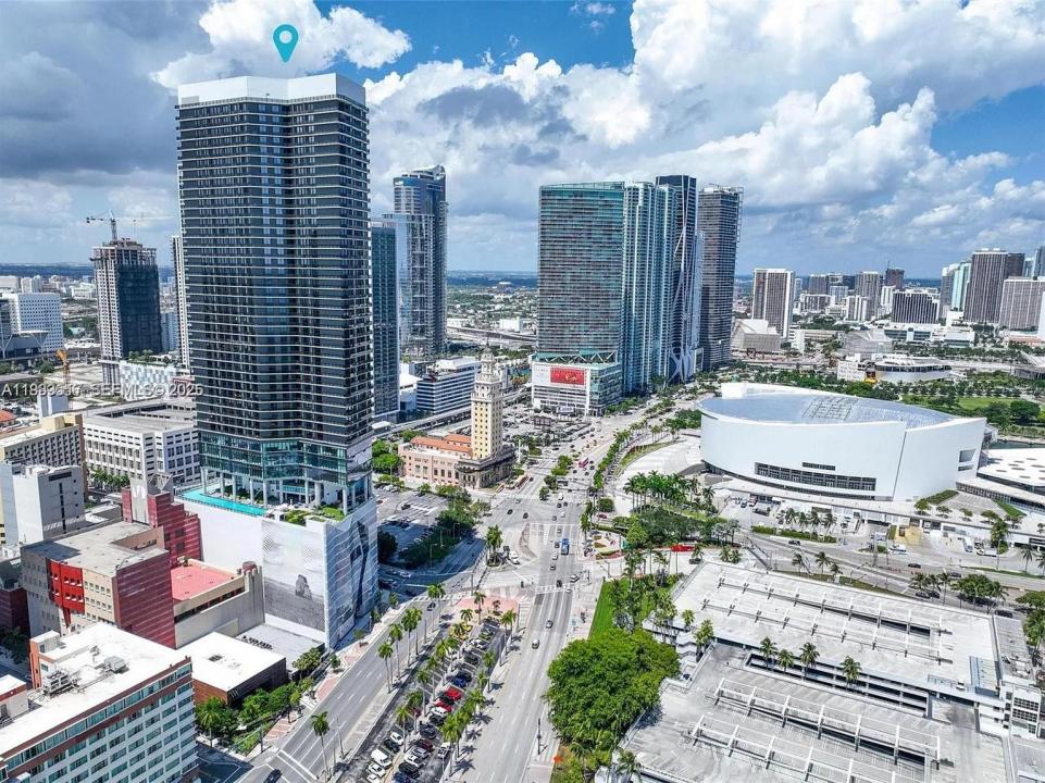 398 NE 5th St 3516, Miami, Floride 33132, États-Unis
