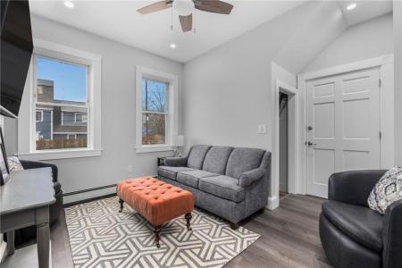 10 Braman Street 1, Newport, RI 02840, USA