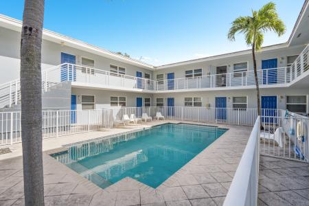 416 NE 15th Avenue 2, Fort Lauderdale, Florida 33301, USA