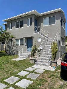 9011 NE 2nd Ave UP, El Portal, Florida 33138, USA