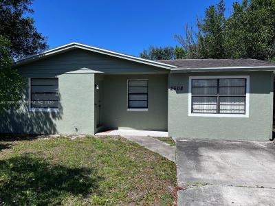 2608 E 97th Ave 2608, Tampa, Floride 33612, États-Unis