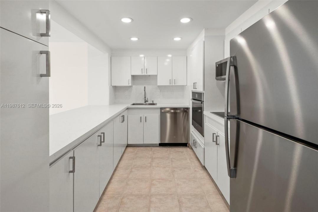 11111 Biscayne Blvd 19D, Miami, Florida 33181, USA