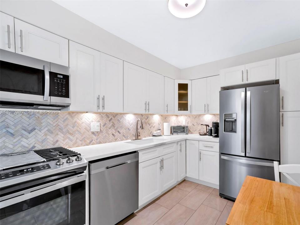 3140 S Ocean Dr 612, Hallandale Beach, Floride 33009, États-Unis