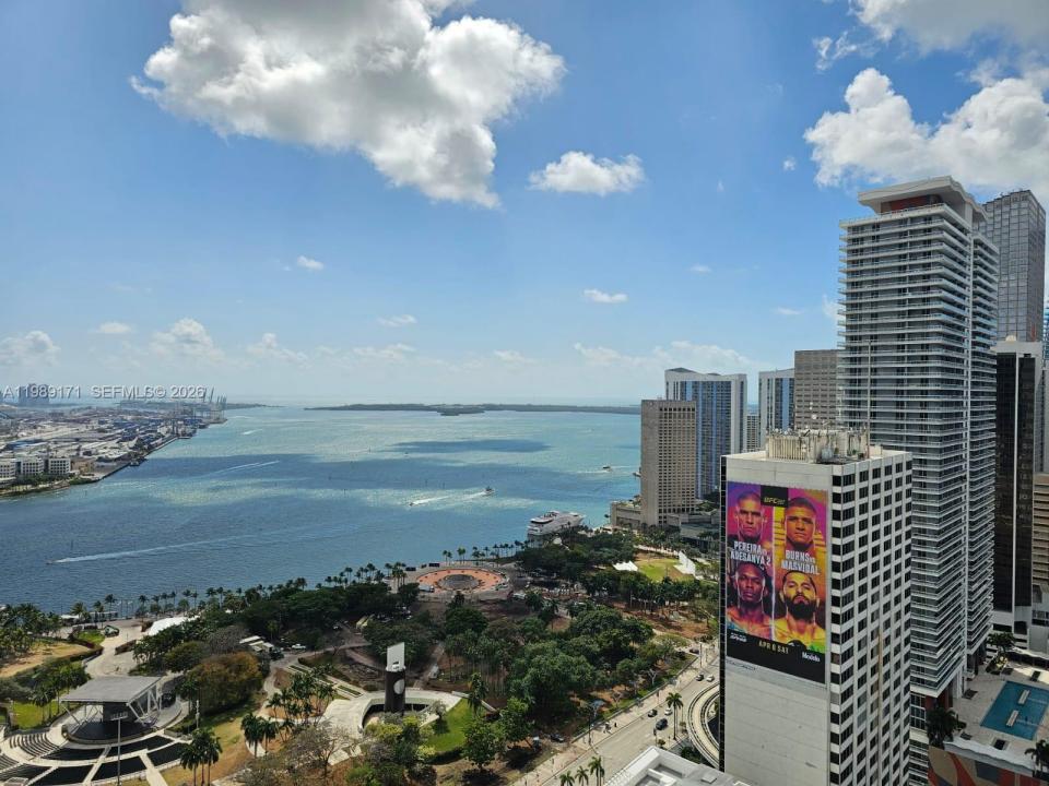 244 Biscayne Blvd 3707, Miami, Floride 33132, États-Unis