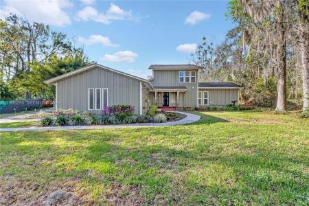 8435 NW 6th Ave, Gainesville, Florida 32607, USA