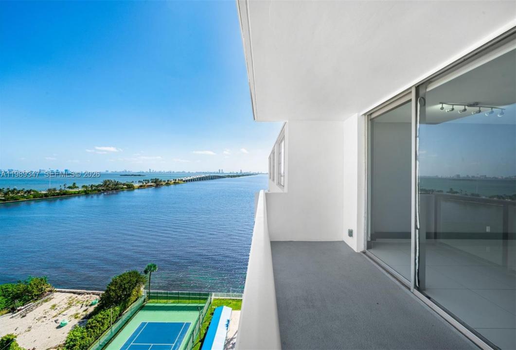 3301 NE 5th AVE 1212, Miami, Florida 33137, Stati Uniti
