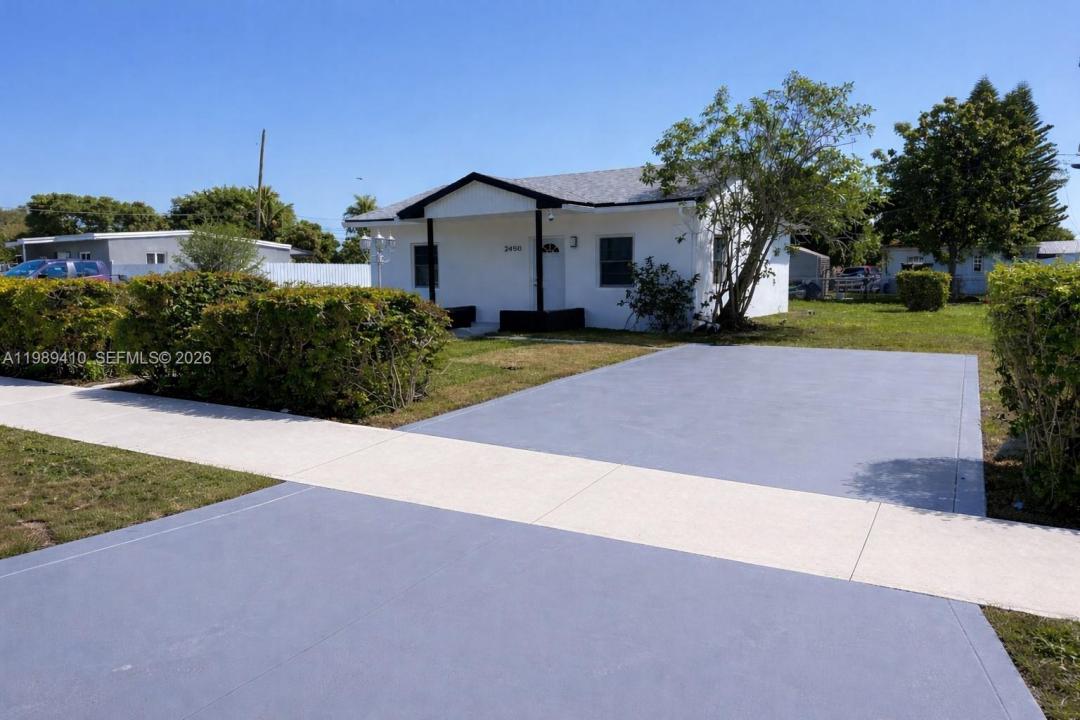 2450 NW 157th St Rd, Miami Gardens, Flórida 33054, Estados Unidos