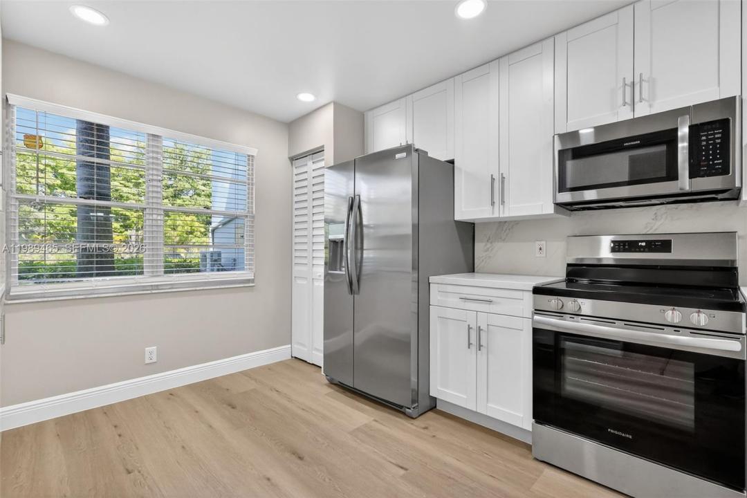 12500 SW 5th Ct 109M, Pembroke Pines, Florida 33027, Stati Uniti