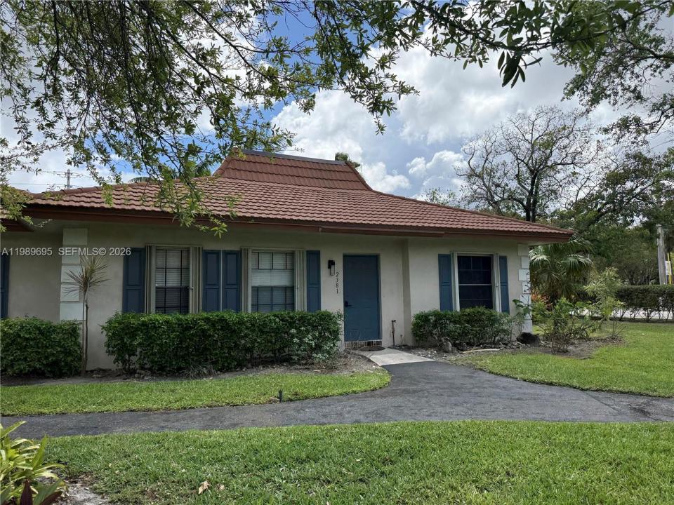 2381 SW 70th Ave 49, Davie, Floride 33317, États-Unis