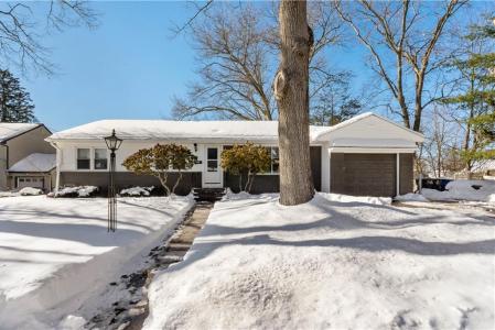 103 Merchant Street, North Providence, Rhode Island 02911, États-Unis