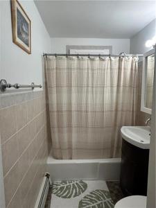 70 Carroll Avenue 706, Newport, RI 02840, USA