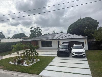 5561 NE 28th Ave, Fort Lauderdale, Florida 33308, USA