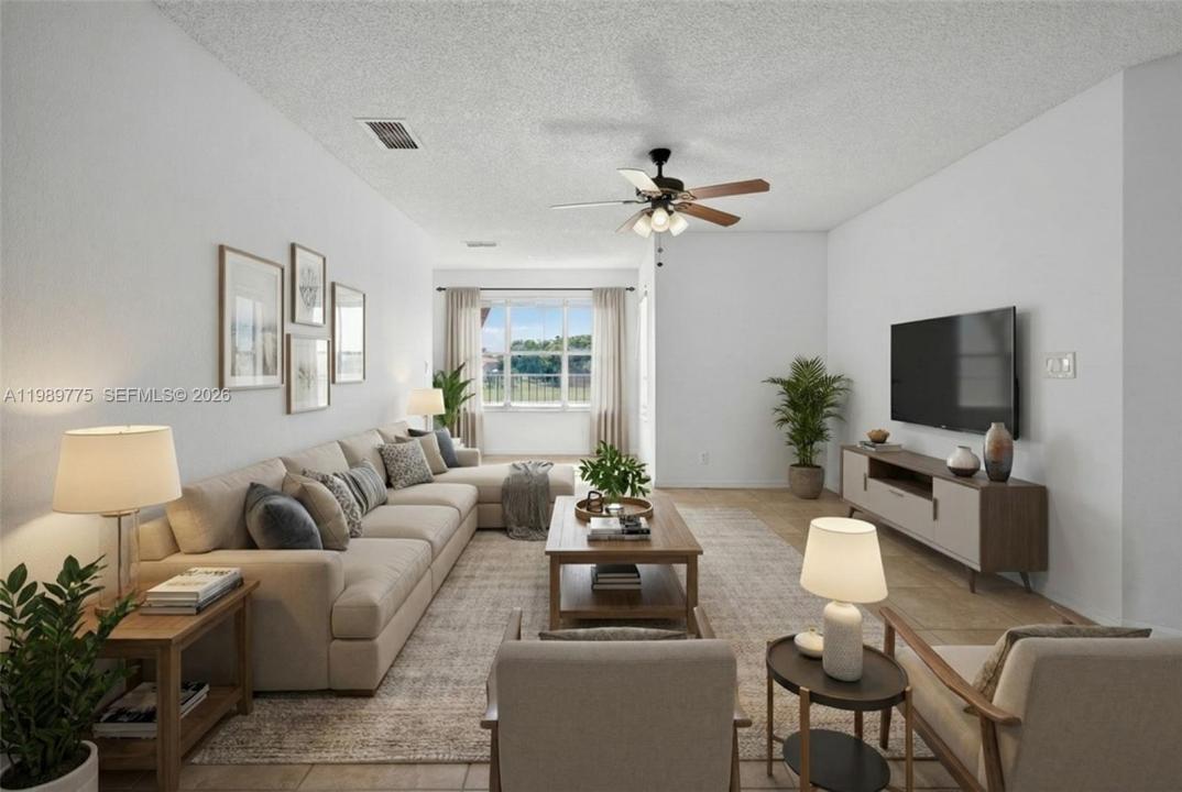 3390 N Pinewalk Dr N 1026, Margate, Florida 33063, USA