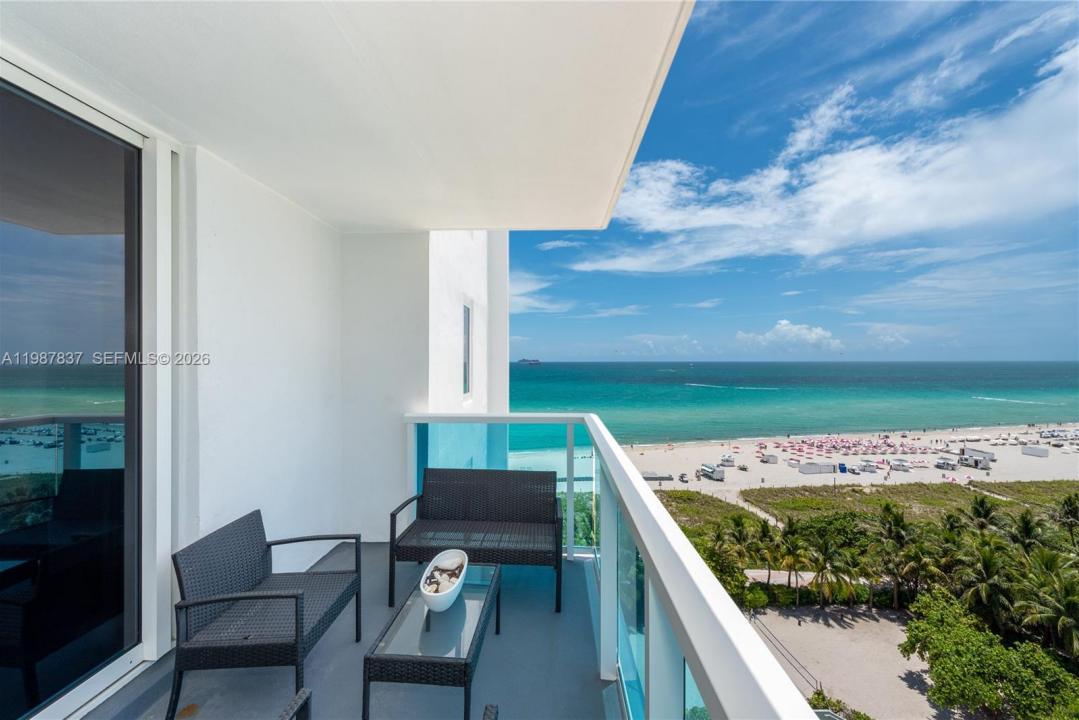 2301 Collins Ave 1009, Miami Beach, Florida 33139, USA