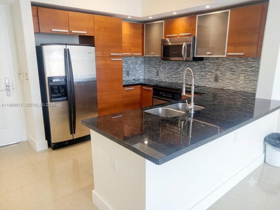 2030 S Douglas Rd 414, Coral Gables, Florida 33134, Stati Uniti