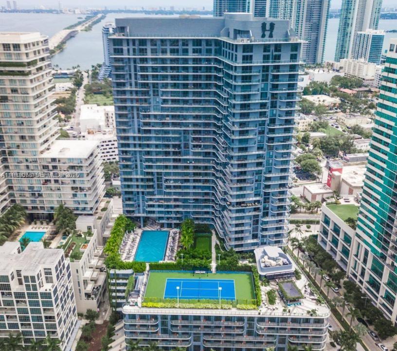 121 NE 34th St 2115, Miami, Florida 33137, USA