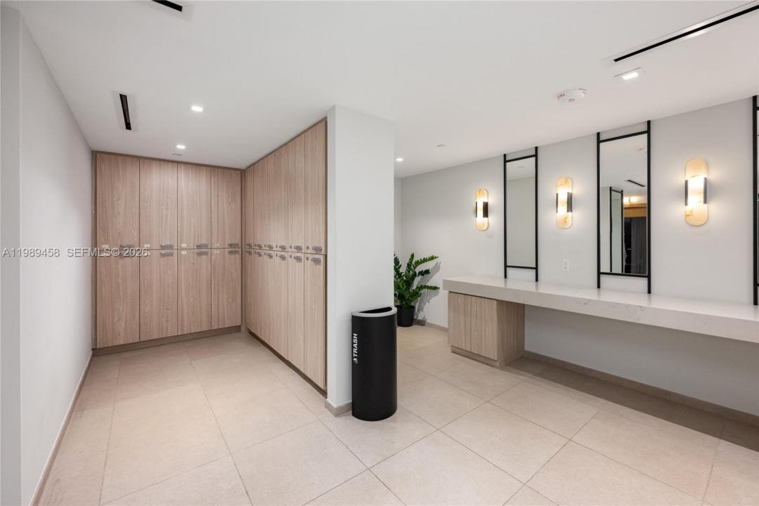 225 N Miami Ave. 3107, Miami, Florida 33128, Stati Uniti