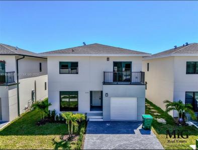 1374 NW 1st St, Florida City, Florida 33034