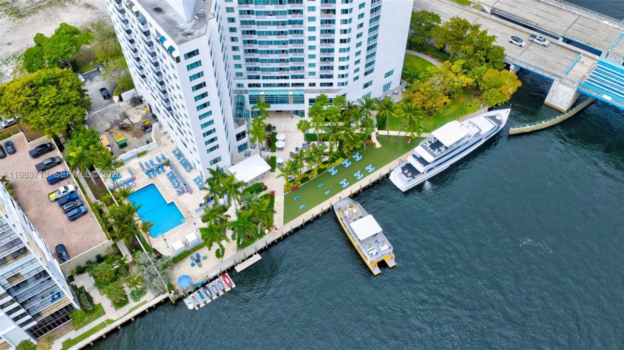 2670 E Sunrise Blvd 830, Fort Lauderdale, Florida 33304, Stati Uniti