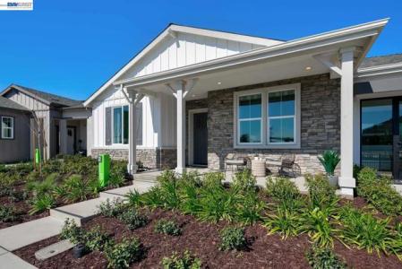 Conrad Street, Manteca, California 95336