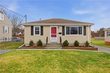 960 Lees River Avenue, Somerset, Massachusetts 02726, USA