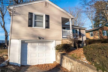 24 Howard Avenue, North Providence, Rhode Island 02911, États-Unis