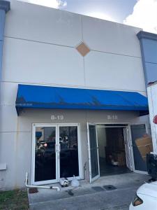 4960 NW 165th St B18, Miami Gardens, Florida 33014, Stati Uniti