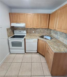 10900 SW 196th St 427, Cutler Bay, Florida 33157, USA