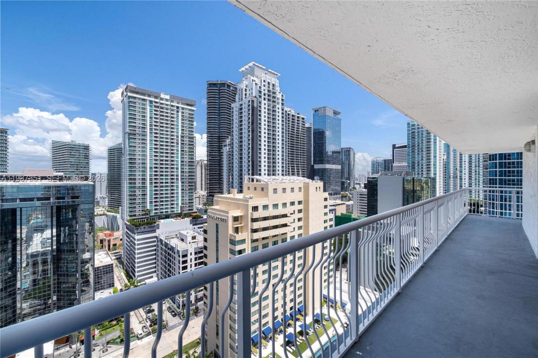 1200 Brickell Bay Dr 2824, Miami, Floride 33131, États-Unis