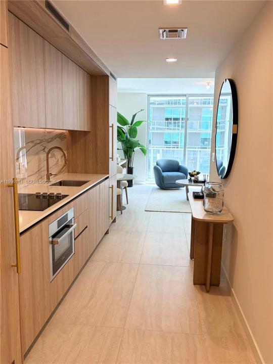 77 SE 5th street 2709, Miami, Floride 33131, États-Unis