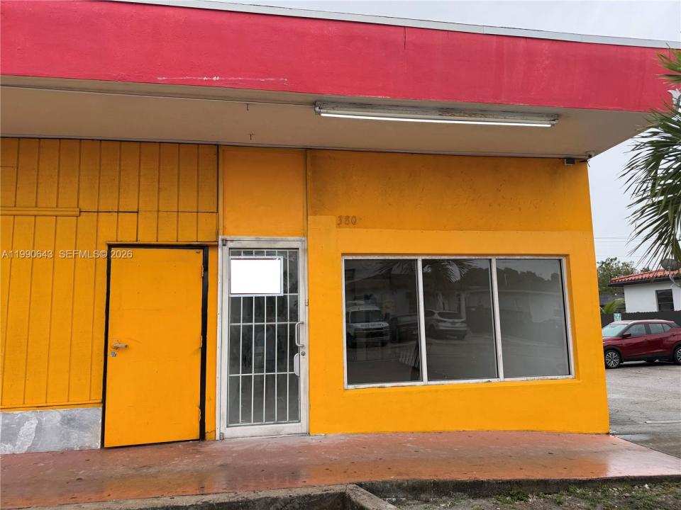 1352 E 4th Ave, Hialeah, 플로리다 33010, 미국
