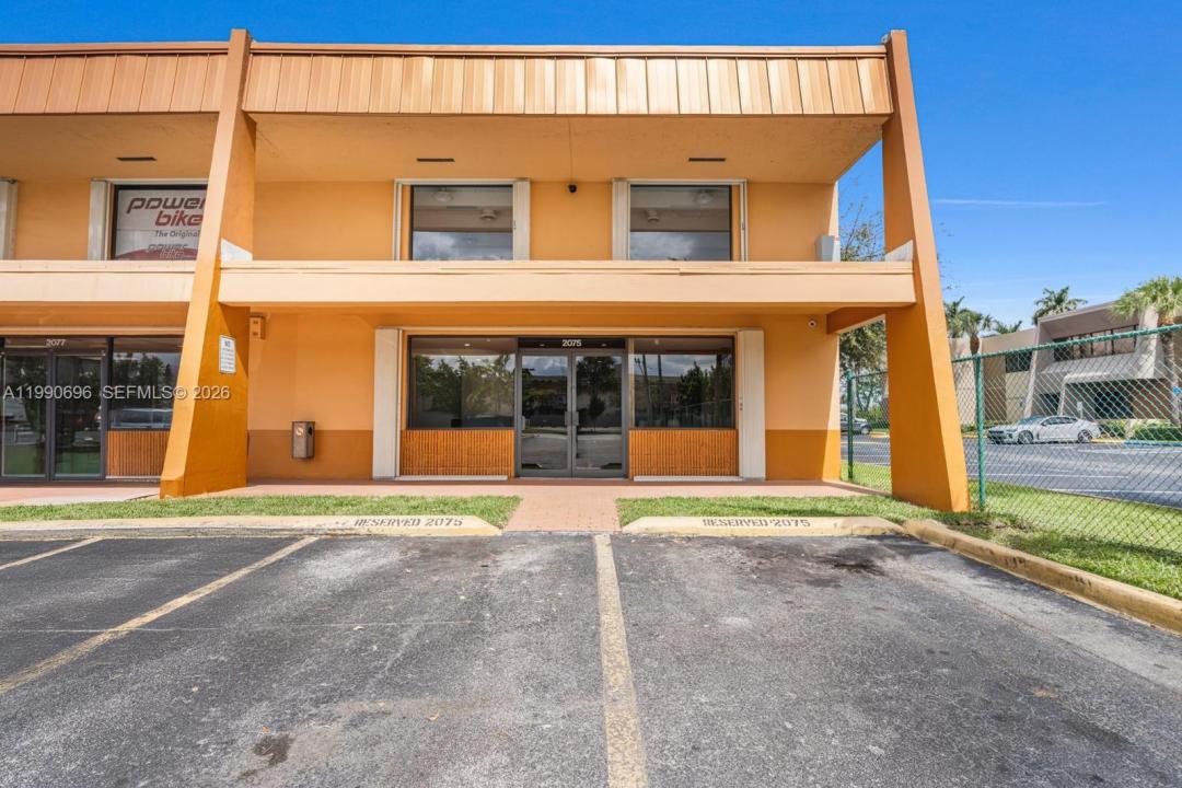 2075 W 76th St 1, Hialeah, Floride 33016, États-Unis