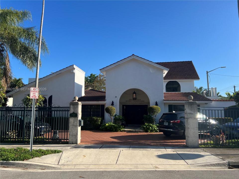 2190 SW 22 terrace, Miami, Floryda 33145, USA