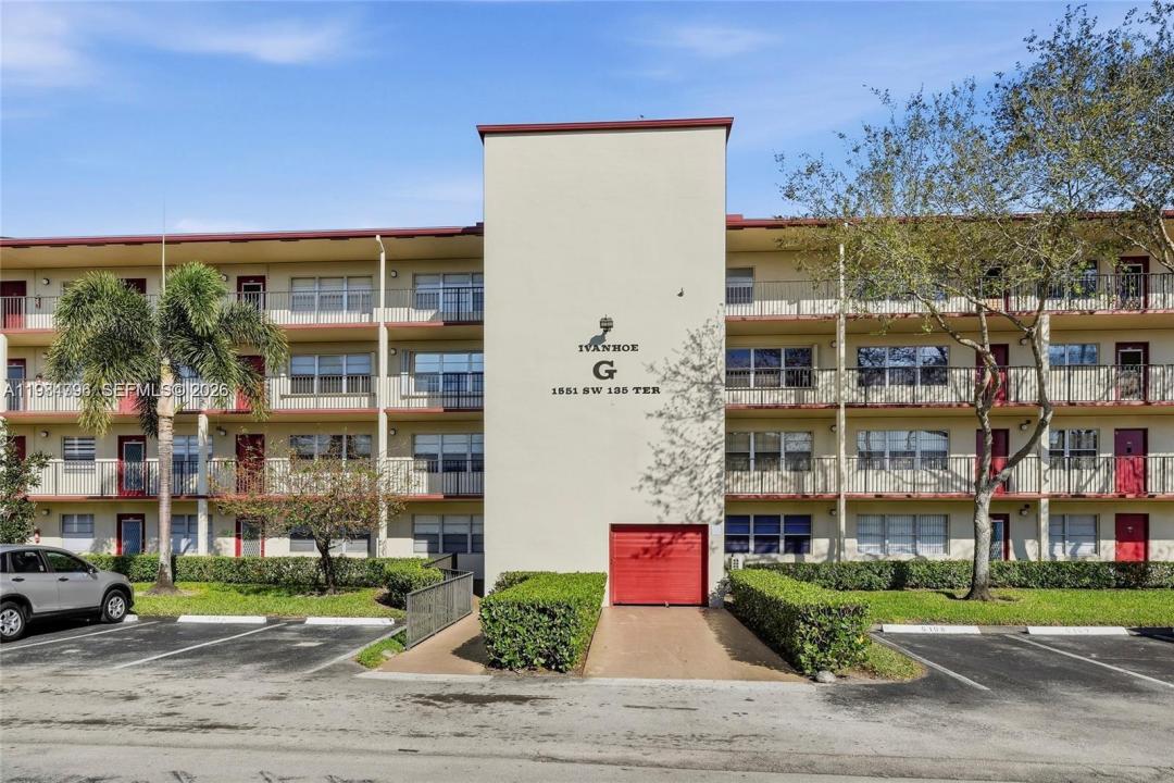 1551 SW 135th Ter 111G, Pembroke Pines, Floride 33027, États-Unis