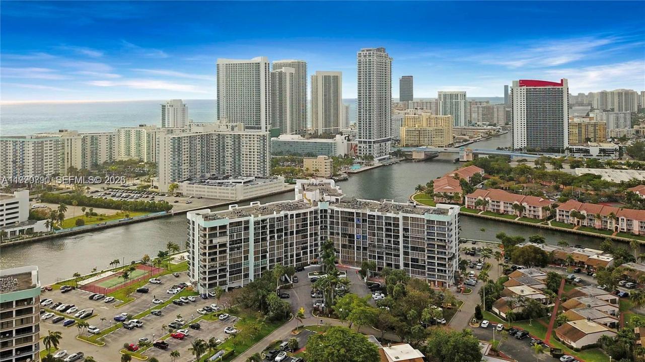 200 Leslie Dr 425, Hallandale Beach, Florida 33009, Estados Unidos