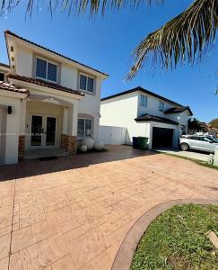 7874 NW 194th St 7874, Hialeah, Floride 33015, États-Unis