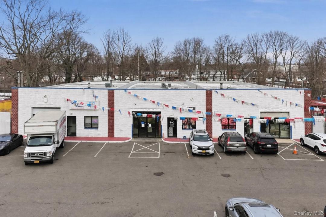 11 Pineaire Drive, Islip, New York 11706, États-Unis