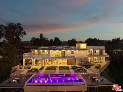 Royal Crest Place, Encino, California 91436, HOA KỲ