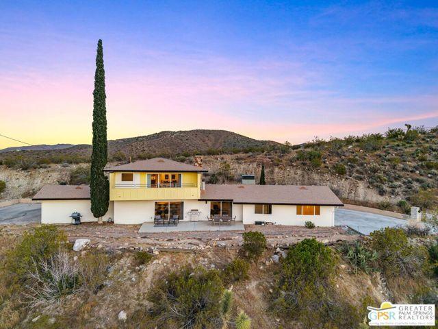 Joshua Lane, Yucca Valley, Califórnia 92284, Estados Unidos