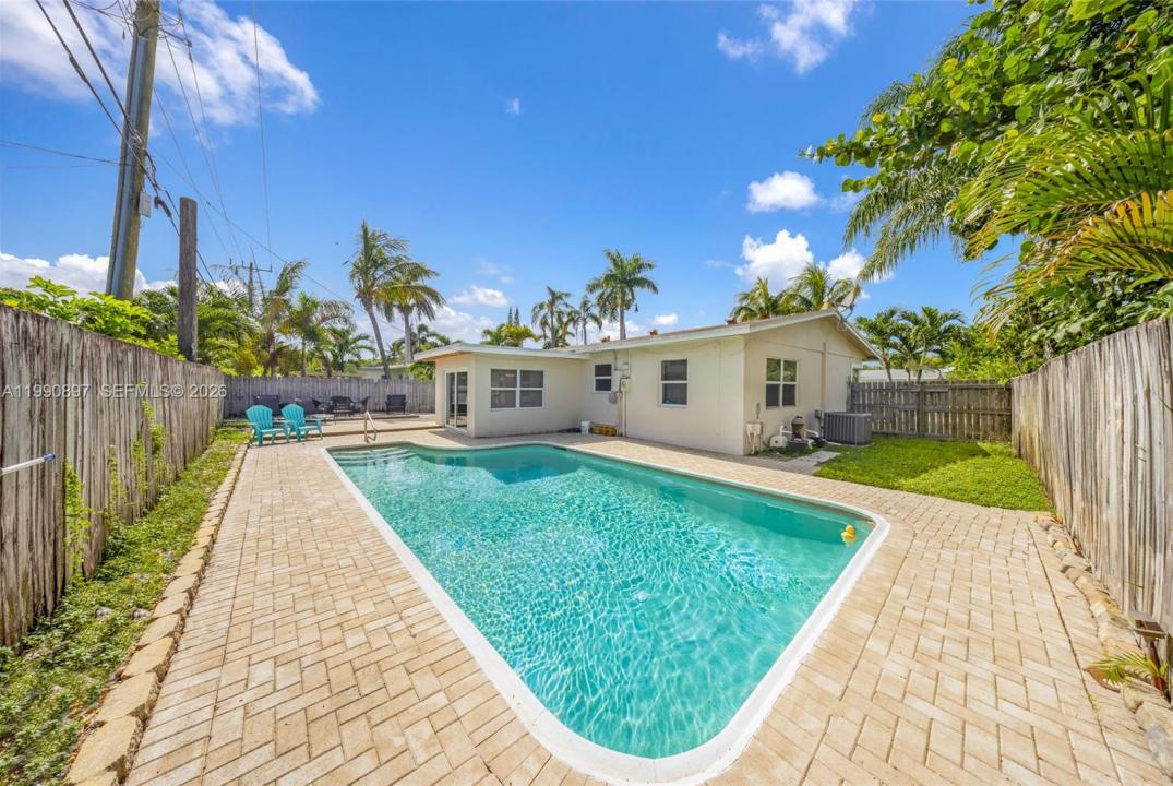1460 NE 30th Ct, Pompano Beach, Florida 33064, USA