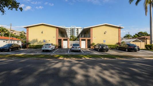 13 NE 2nd Avenue 201, Dania Beach, פלורידה 33004, ארצות הברית של אמריקה 